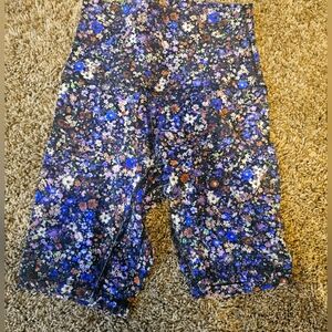 Lululemon bike shorts